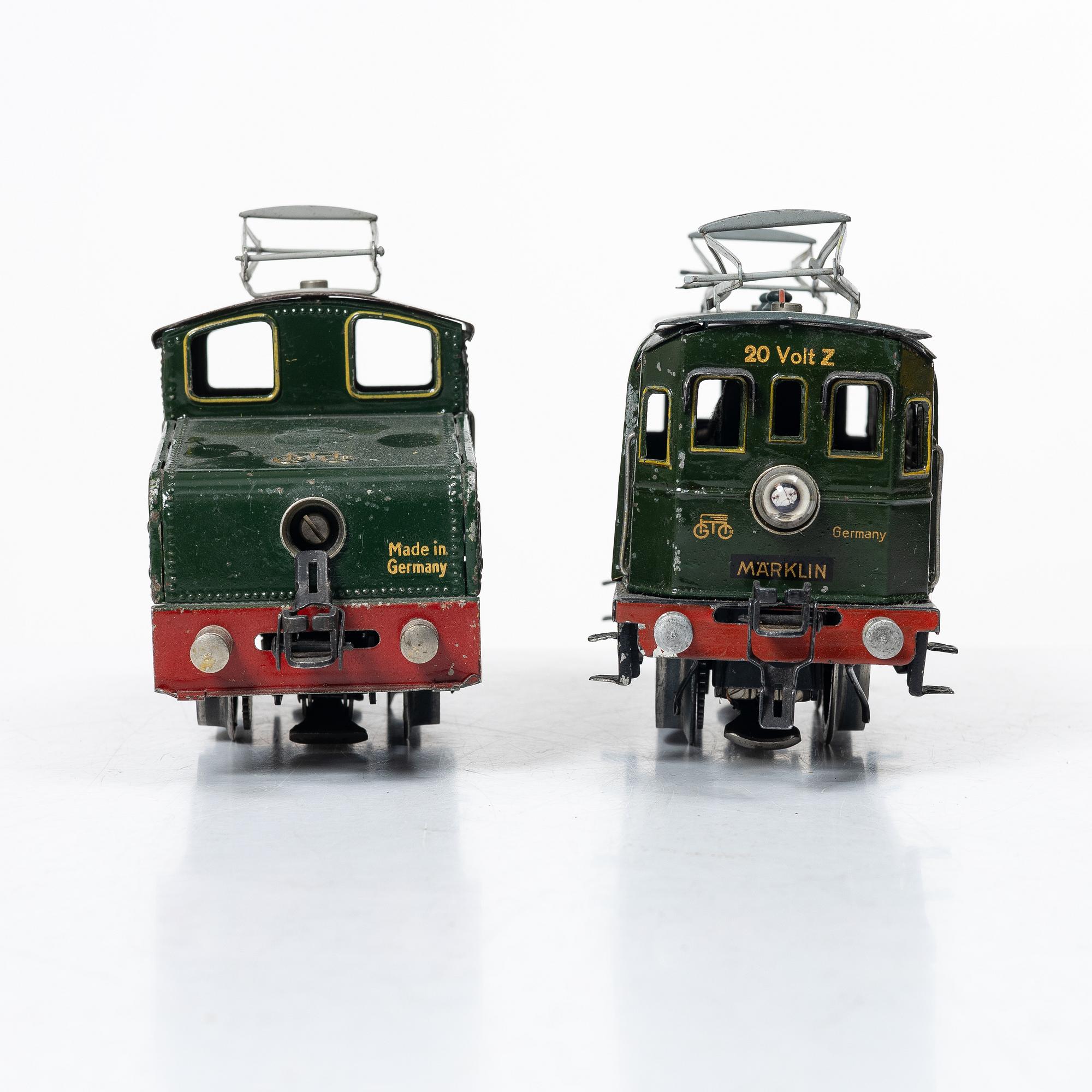 Märklin, Locomotives, carriages and accessories, first half of the 20th century.