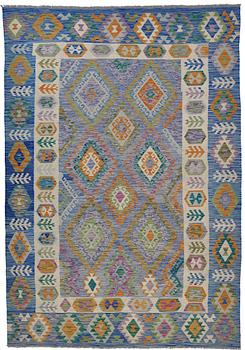 MATTO, kilim, ca 302 x 205 cm.