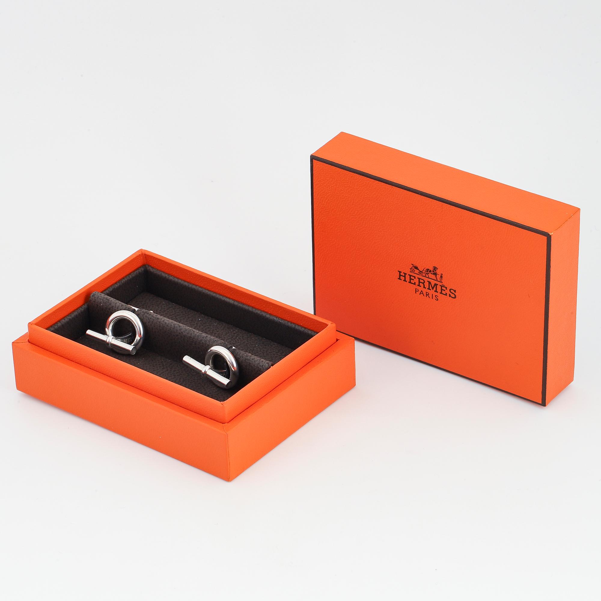 HERMÈS,.