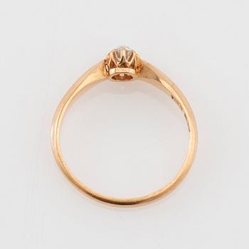 Ring 18K guld med en ovalt gammalslipad diamant, Karl Anderson  Stockholm 1902.