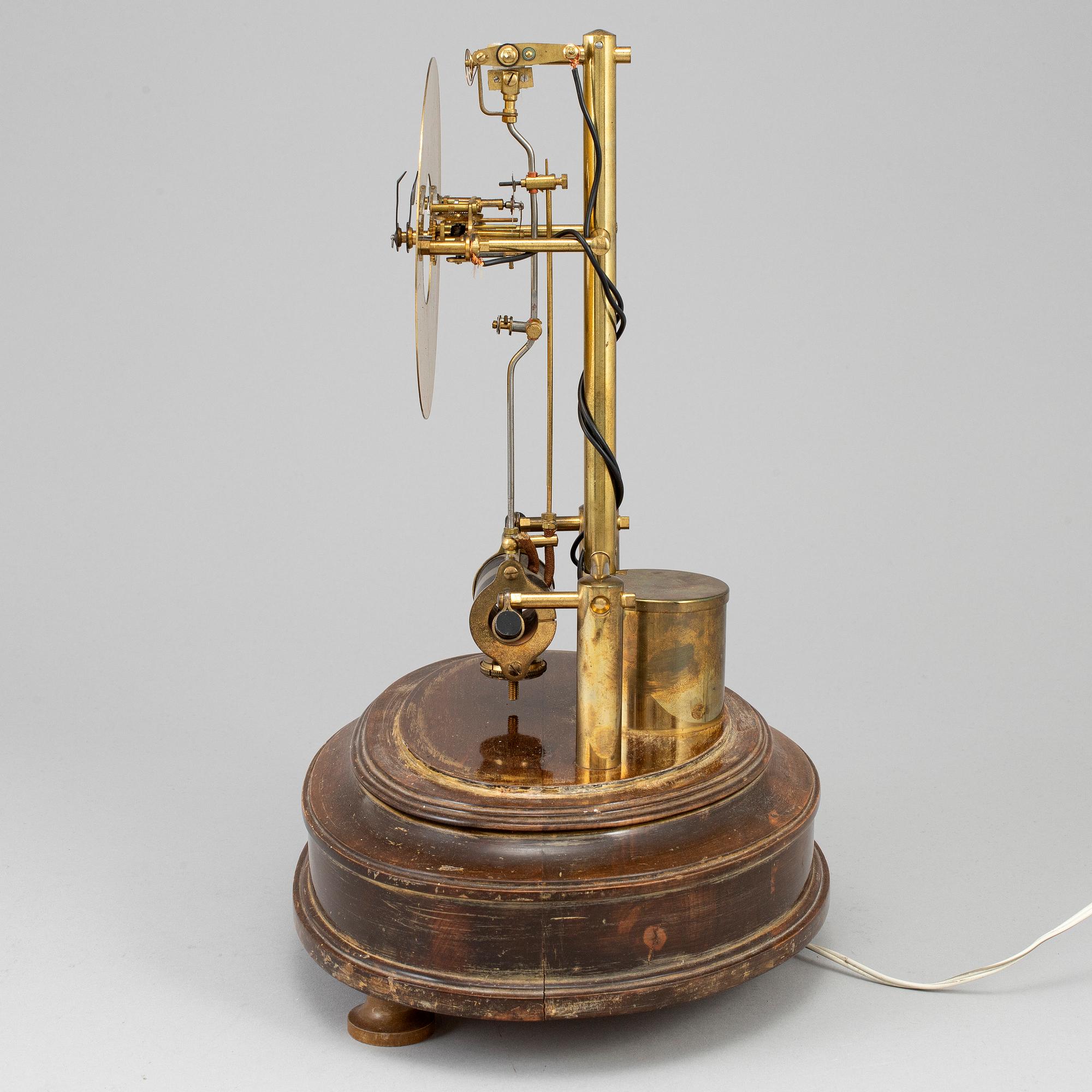 A 20th century table clock.