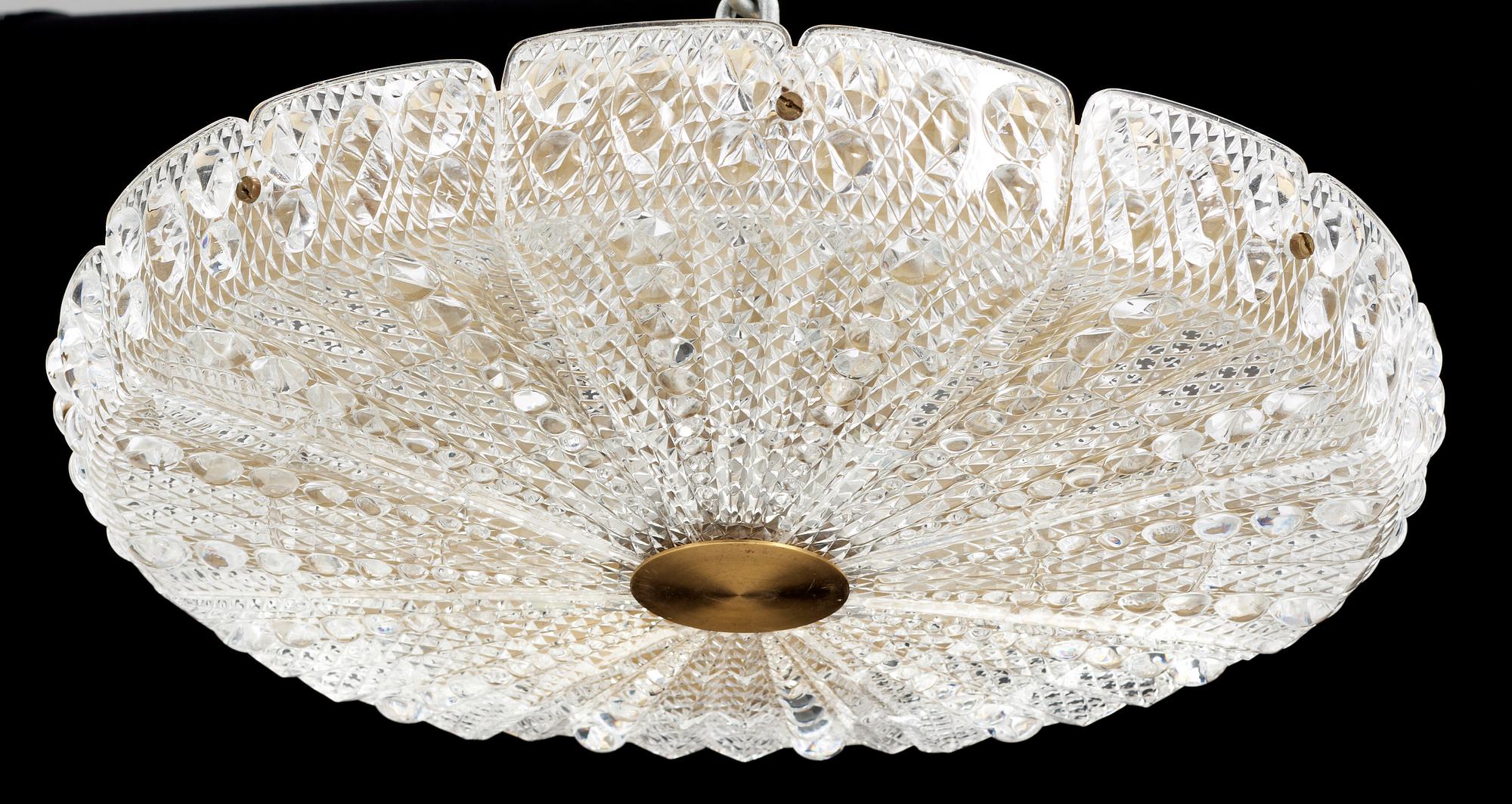 TAKLAMPA, glas, mässing, Carl Fagerlund, Orrefors, 1900-tal. H ca 10 ej med montering.