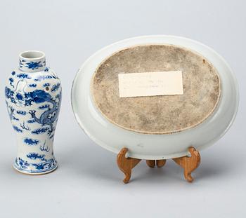 VAS, samt FAT, porslin, Kina, Chia Ching/sen Qing.