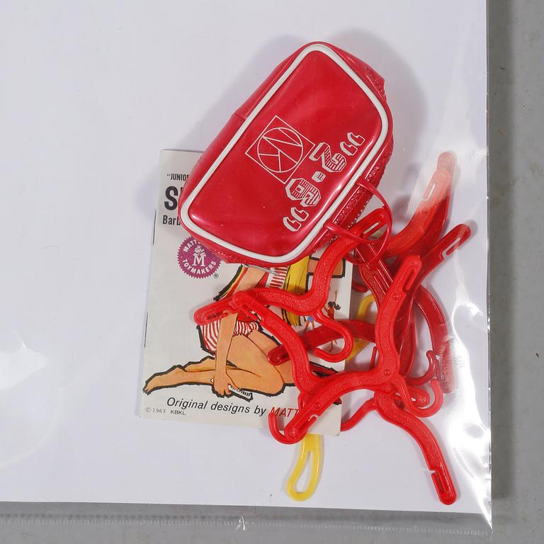 PARTI BARBIETILLBEHÖR, 1900-talets tredje kvartal/andra hälft.