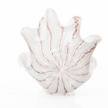 Paolo Venini & Fulvio Bianconi, a 'Fazzoletto' vase, Venini, Murano, Italy.