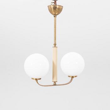A mid 1900s ceiling pendant.
