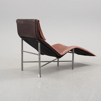 TORD BJÖRKLUND, a leather upholstered 'Skye' recliner from IKEA, late 20th Century.