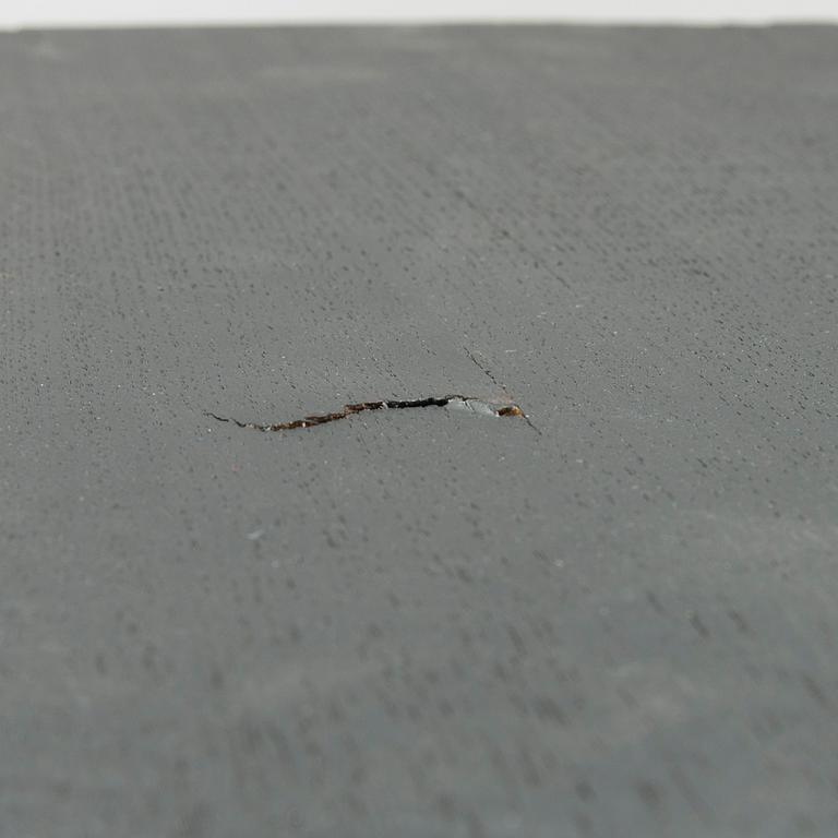 Vitrinskåp, 1900-talets första hälft.