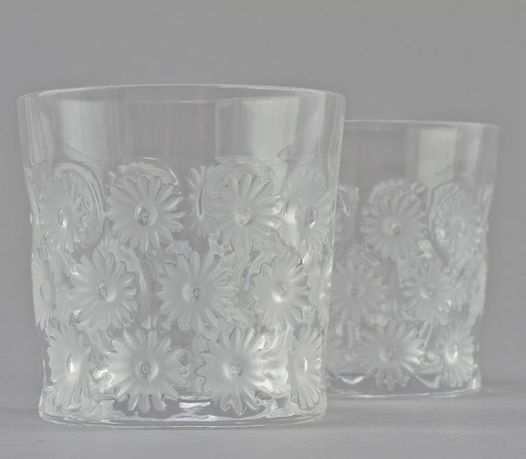 SELTERSGLAS, 12 st, Lalique, Frankrike, signerade, 1900-talets andra hälft.