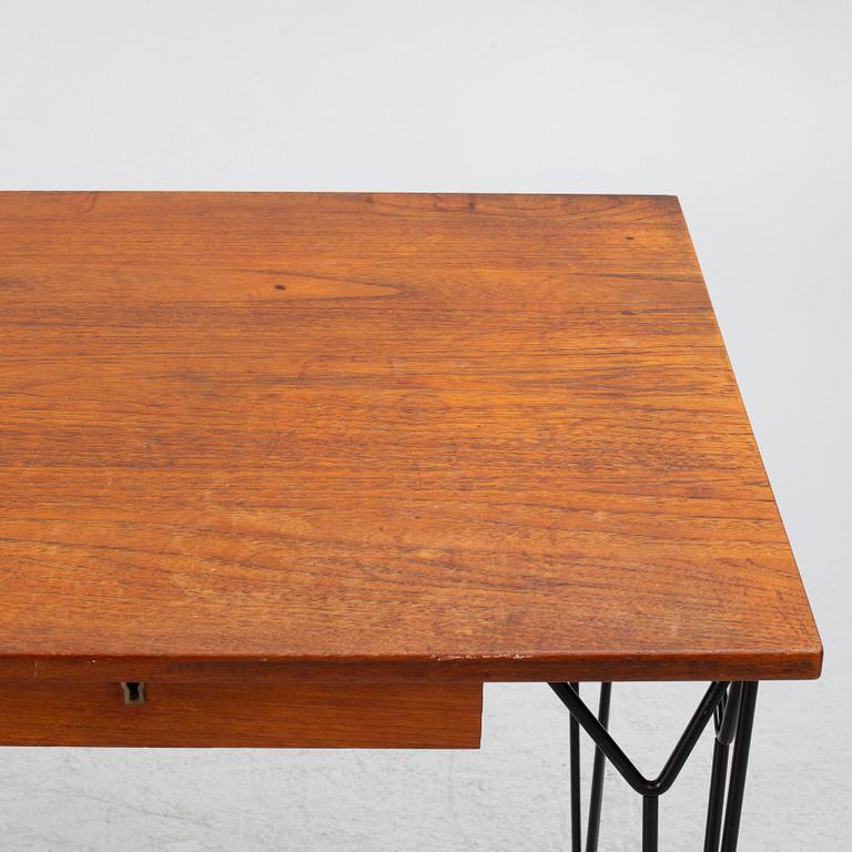 Nils Strinning, skrivbord, 1900-talets mitt.