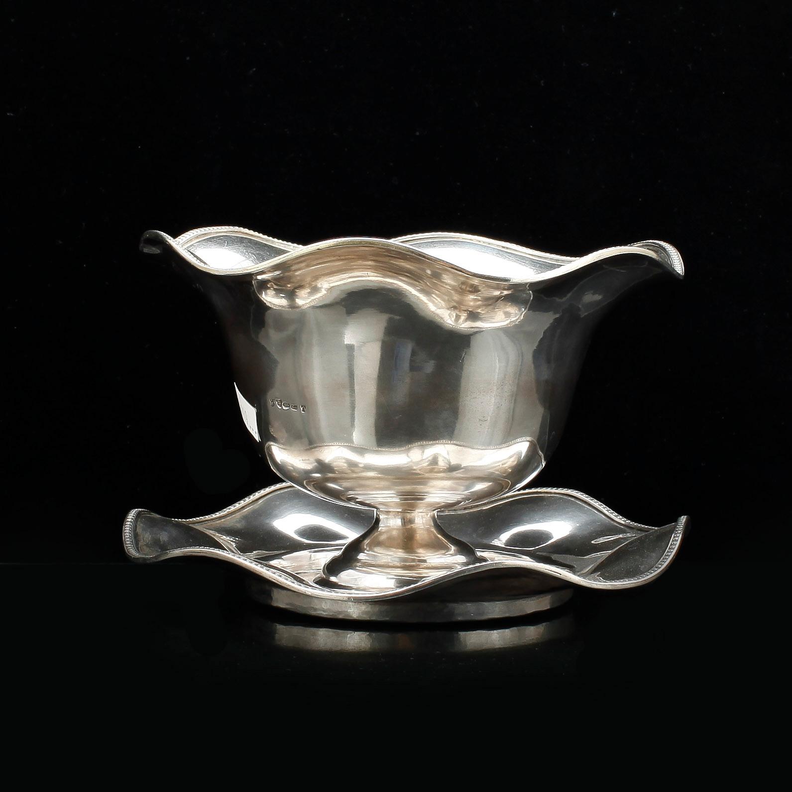 SÅSSKÅL, silver, troligen Tammerfors, Finland, 1886. vikt ca 588g.