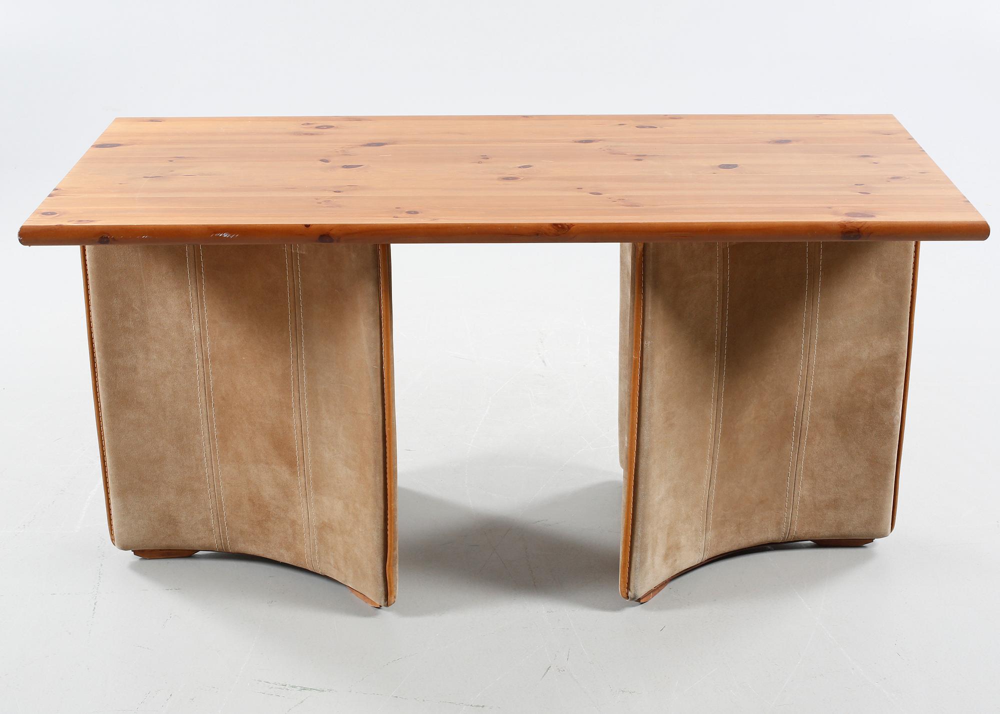 KONFERENS- / MATSAL-MÖBELGRUPP, 7 delar, 1900-talets andra hälft.