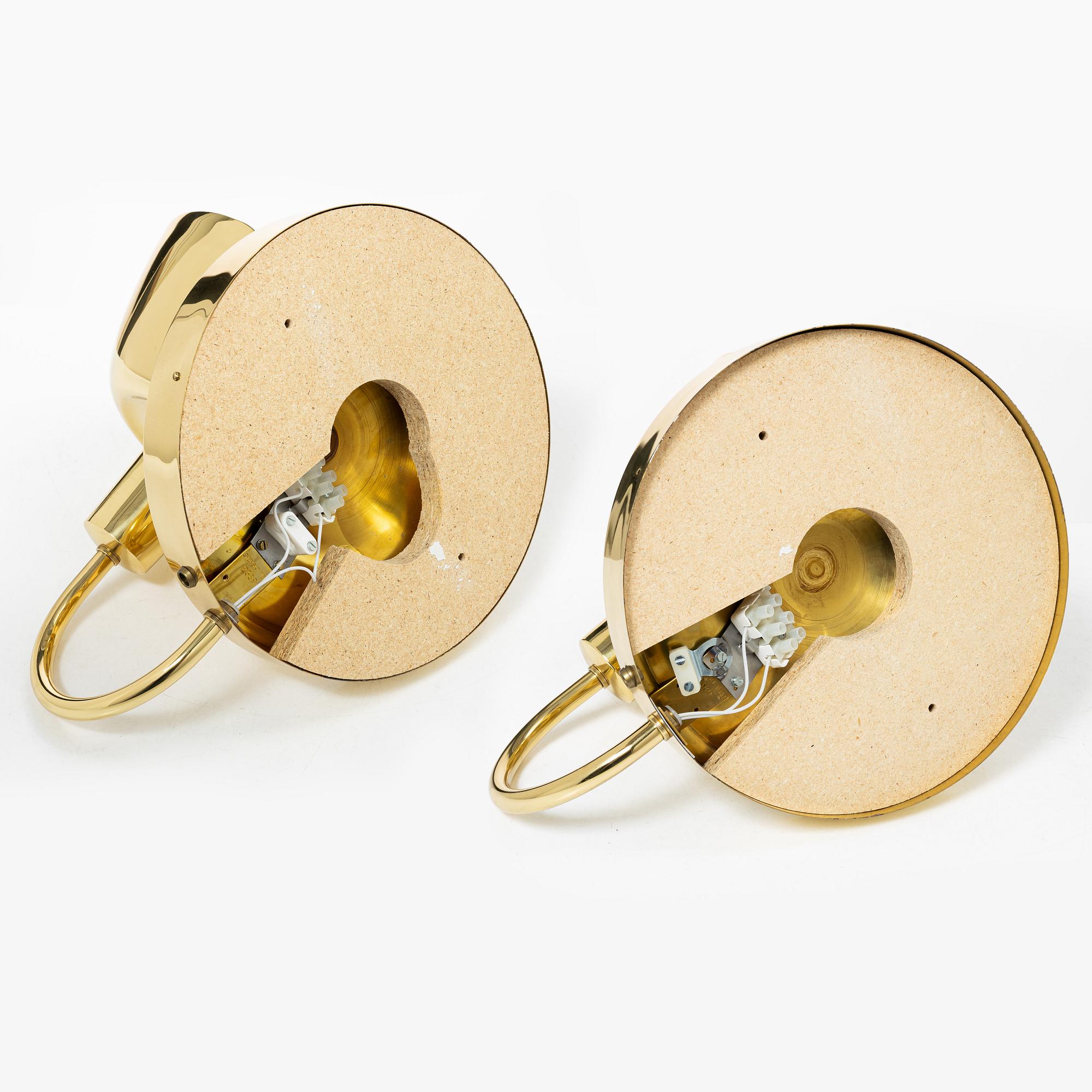 Josef Frank, Wall lamps, a pair, model 2389, Svenskt Tenn.