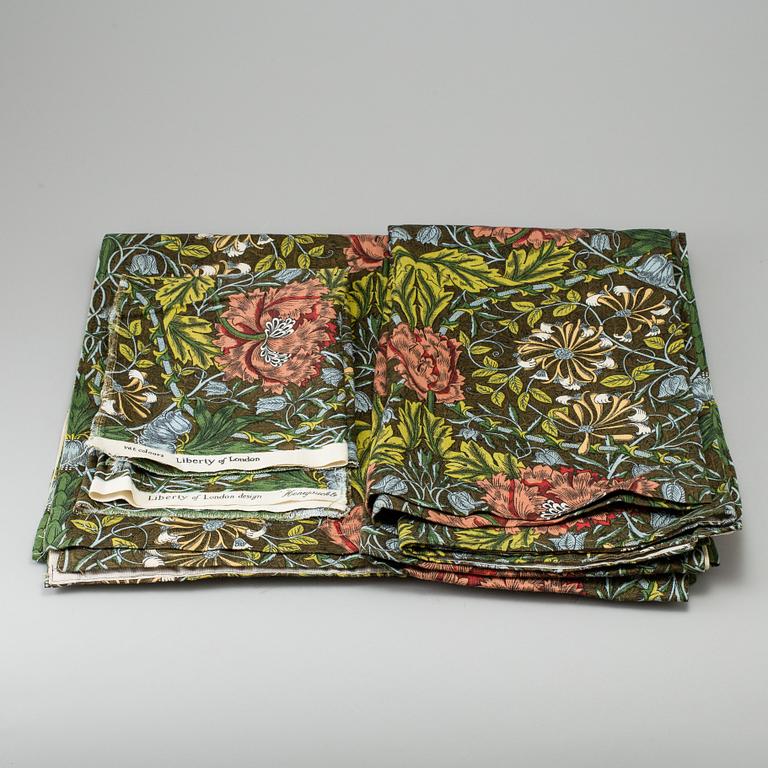 Curtains and tablecloth, including William Morris 'Honeysuckle and Tulip' and 'Chrysanthemum', 20th Century.
