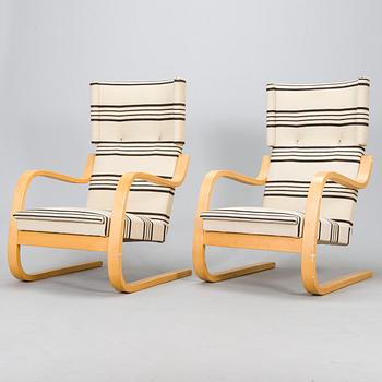 Alvar Aalto, a pair of 1960s '401' armchairs for Artek.