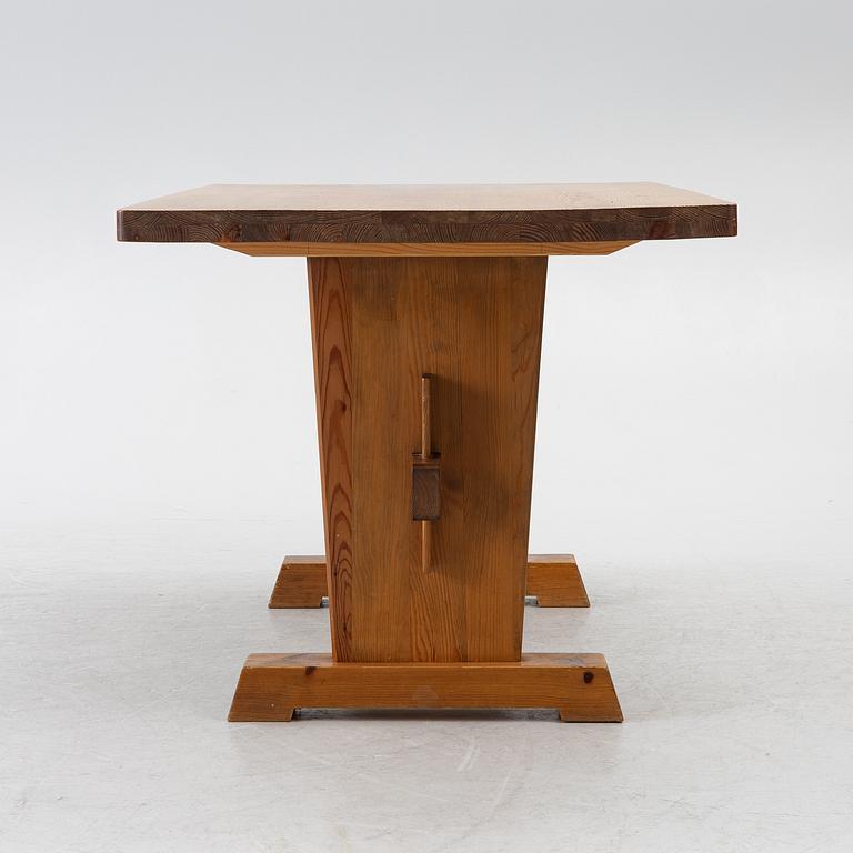 Dining table, sports cabin furniture, mid-20th century.