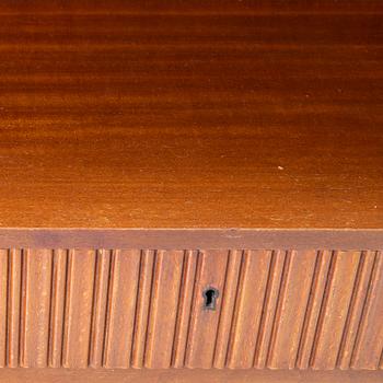 Barskåp, Förenade Möbelfabrikerna, 1900-talets mitt.