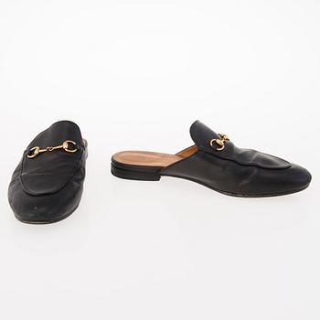 GUCCI Three Pairs of Shoes in size 40.