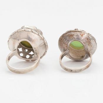 RINGAR, 2 st, och ÖRHÄNGEN, silver, jade. Ryska stämplar.