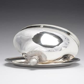 An Austrian 19th century silver serving dish and cover, mark of Aloys Würth, Vienna c. 1820.