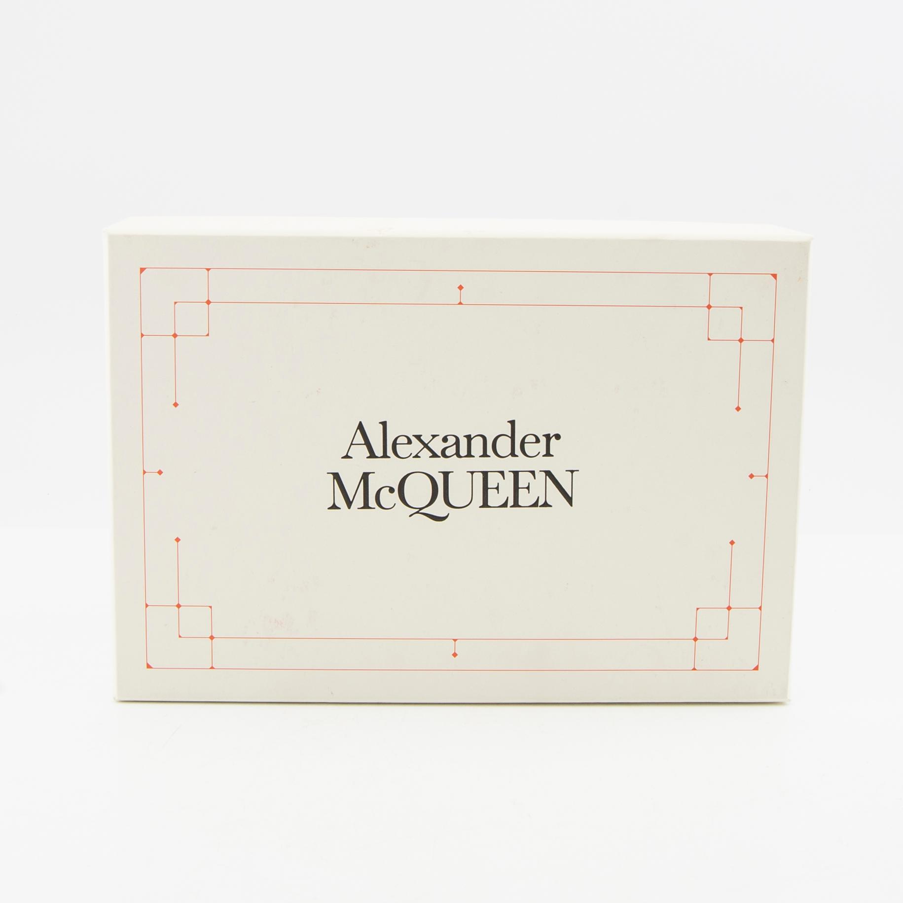 Alexander McQueen, väska "Camera Bag".