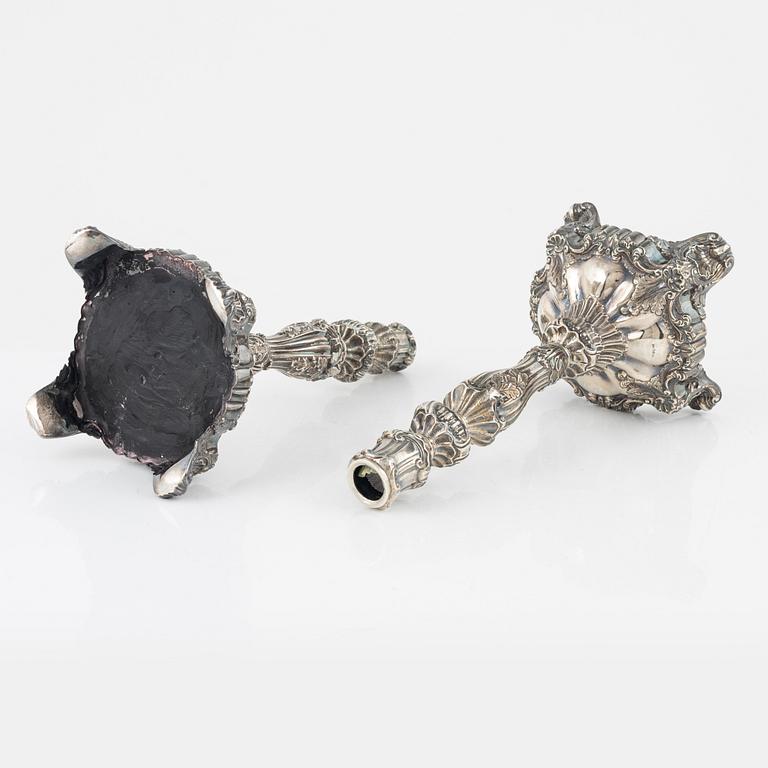 Ljusstakar, ett par, silver, nyrokoko, Gustav Möllenborg, Stockholm, 1848.