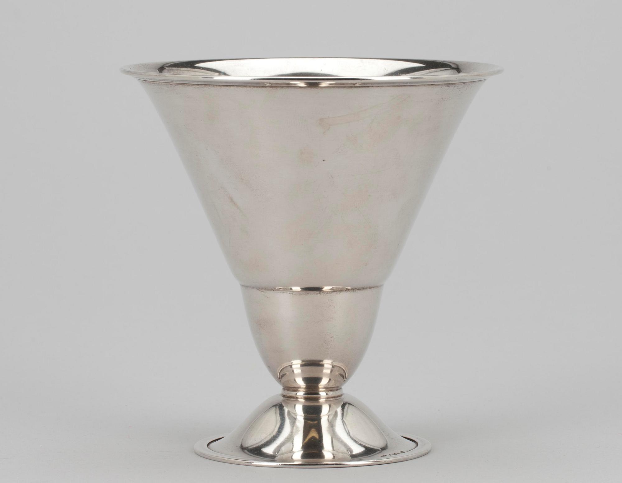 POKAL, silver, Stockholm 1951, stämplad BHE. Vikt 163 g.