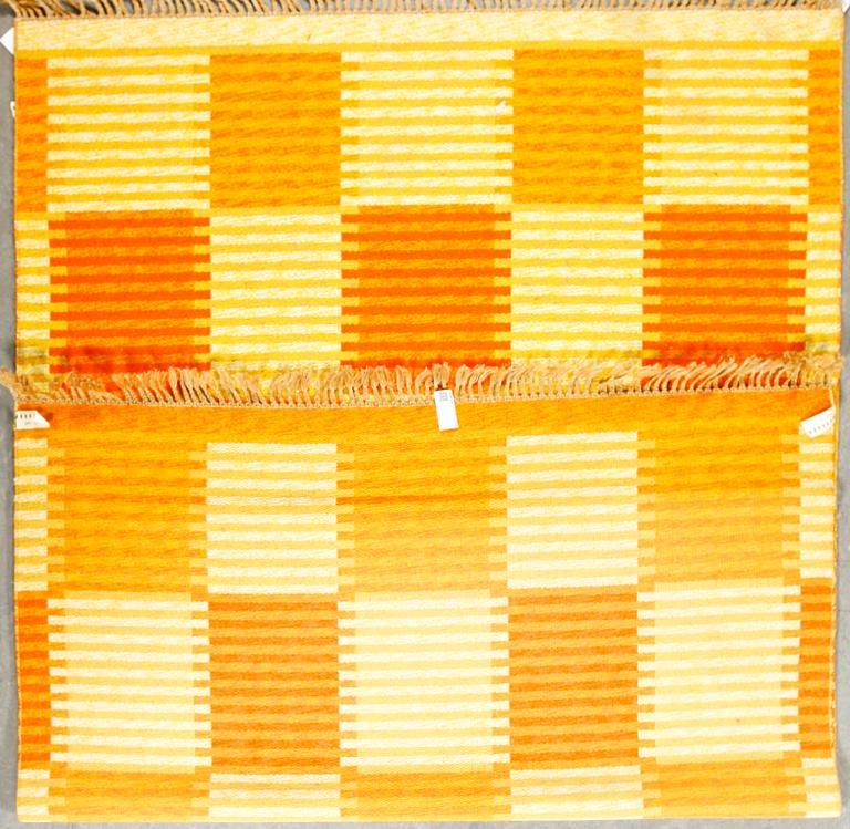 MATTA. "Capella", Hårgarnsmatta. Svängsta-mattor. Ca 297x197 cm.