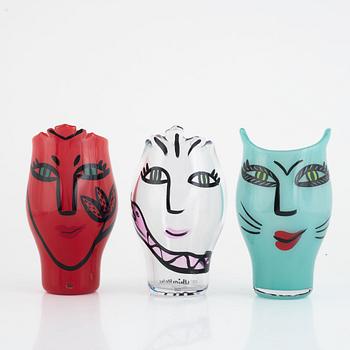 Ulrica Hydman-Vallien, vases, 3 pcs, from the "Open Minds" series, Kosta Boda, signed.