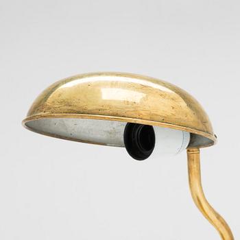 A mid 20th century brass table lamp.
