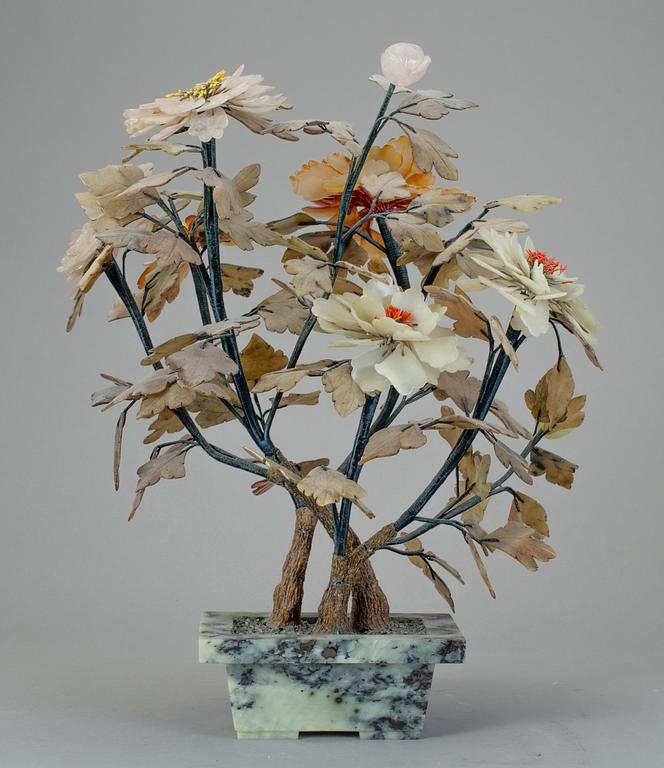 PRYDNADSTRÄD, sten, Kina, 1900-talets början.