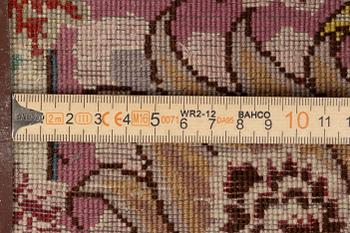 Rug, Tabriz, approx. 290 x 190 cm.