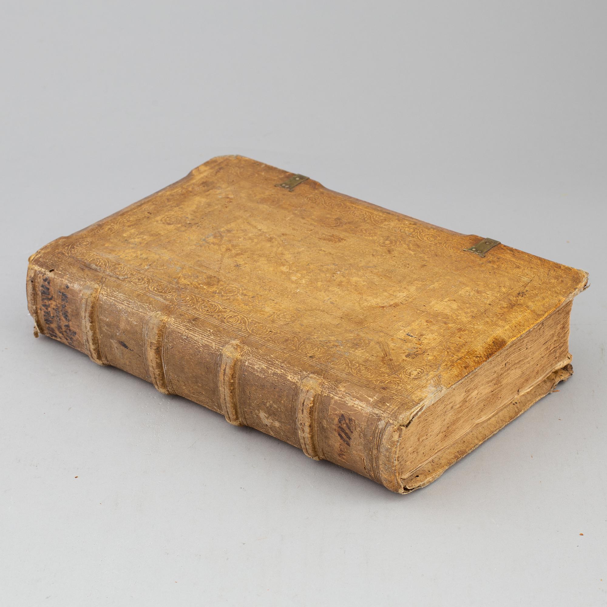 BOOK, Printed by Froben, 1521.