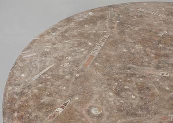 BORD, kalksten, 1900-tal.