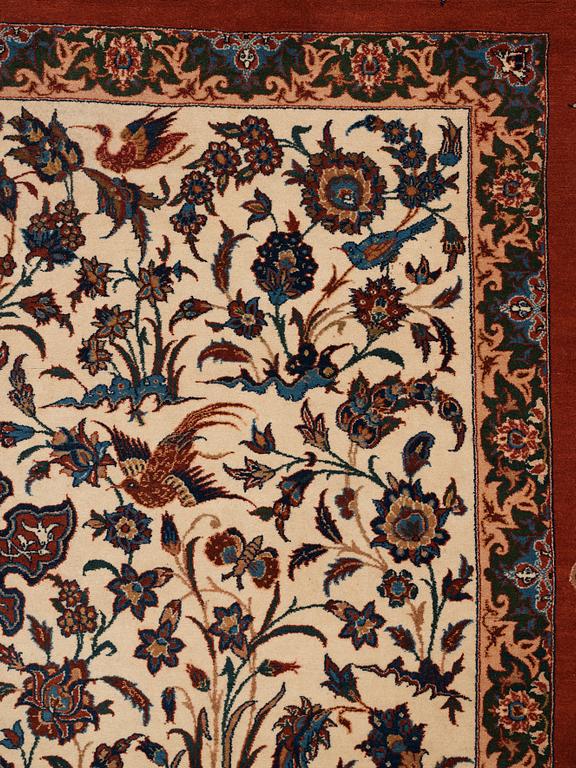 MATTA, semiantik Isfahan, ca 227 x 152,5 cm (samt kortsidorna med ca 1½ respektive ½ cm slätväv).