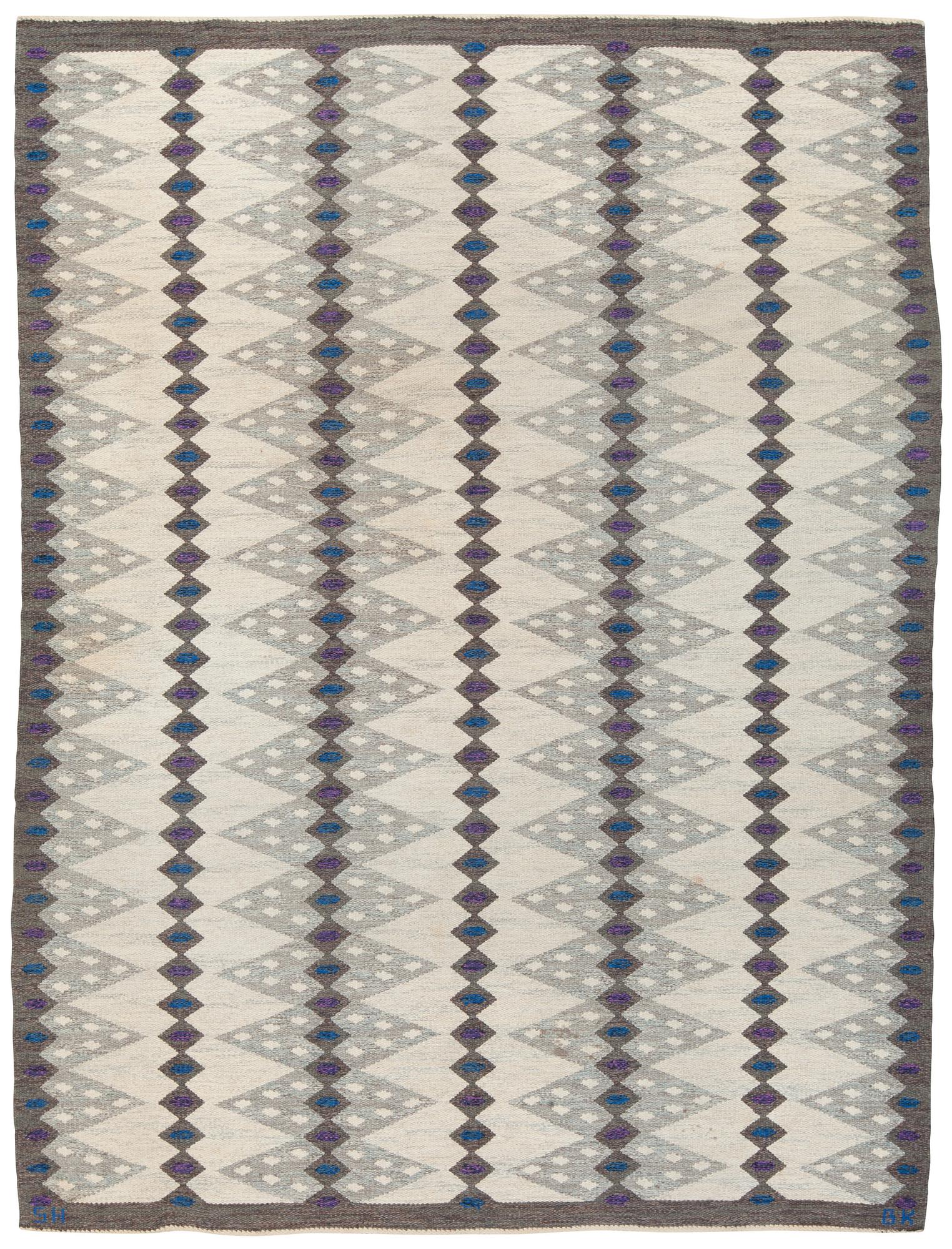 CARPET. Tapestry weave. 252,5 x 191,5 cm. Signed SH BK.