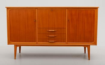 SIDEBOARD, med barskåp, 1960-tal.