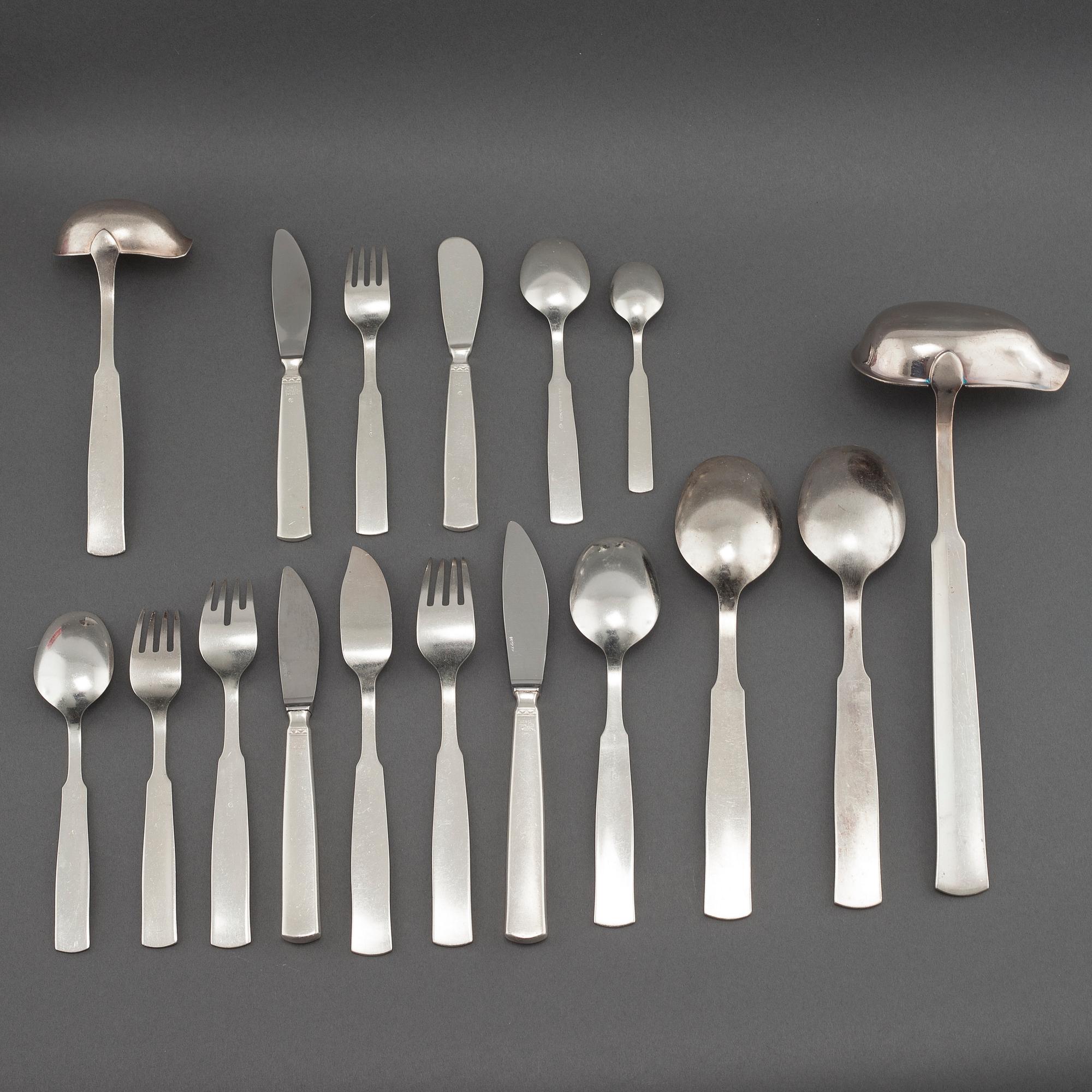 304 pieces of "Ranka" table ware, designed by Sven Arne Gillgren for Gense.