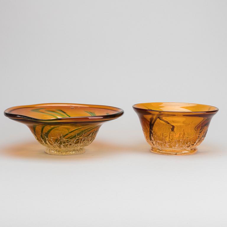 GÖRAN WÄRFF, 2 pcs of glass bowl, Kosta,