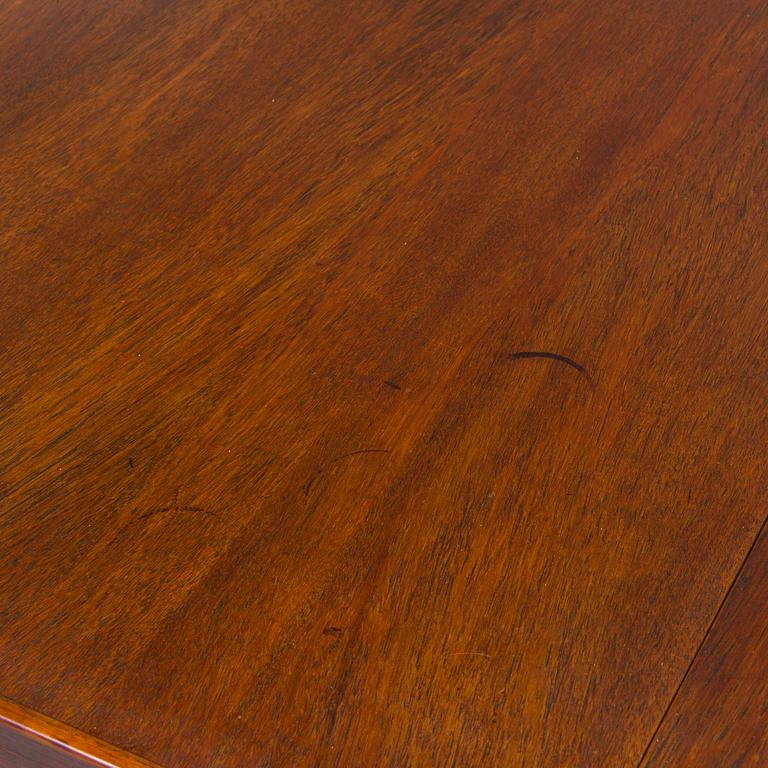 Carl Gustaf Hiort af Ornäs, a mid-20th-century 'Näyttely Senior' dining table and 12 chairs for HMN Huonekalu Nupponen.
