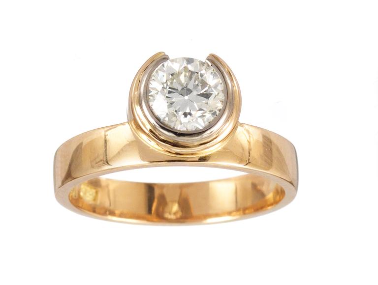 RING, briljantslipad diamant ca 0.80 ct.