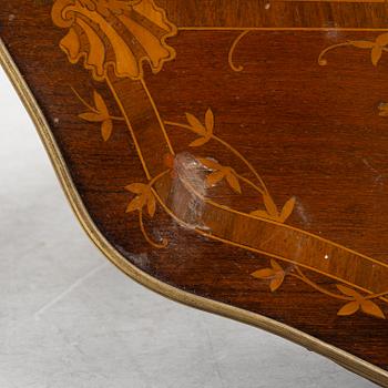 Two matched dropleaf tables, Louis XV style from around the year 1900.