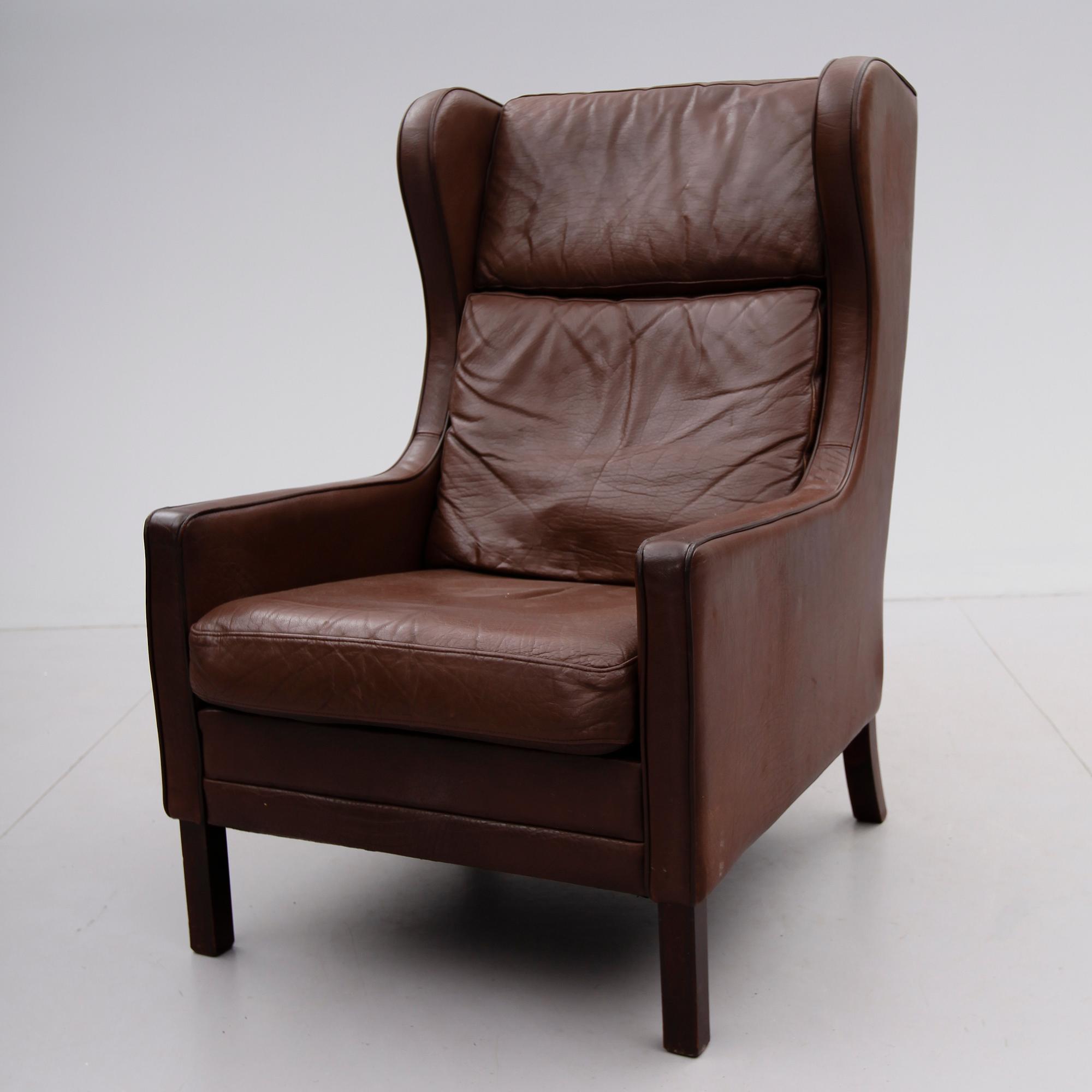 ÖRONLAPPSFÅTÖLJ, 1900-talets andra hälft.