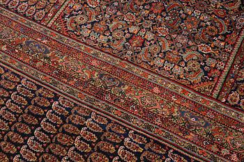A Mahal 'Triclinium' carpet, West Persia, c. 548 x 253 cm.