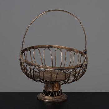 A late Gustavian bread basket, early 18th century.