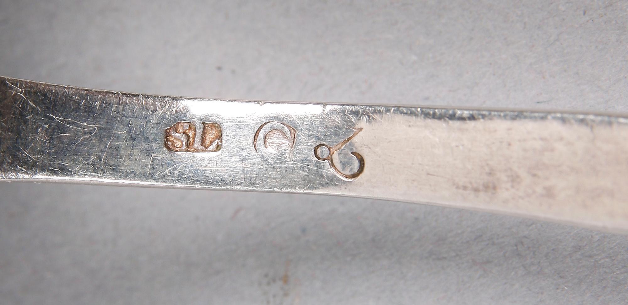 SOPPSLEV, silver, Samuel Lundal, Gävle, verksam 1766-1792, otydl årsstämpel.