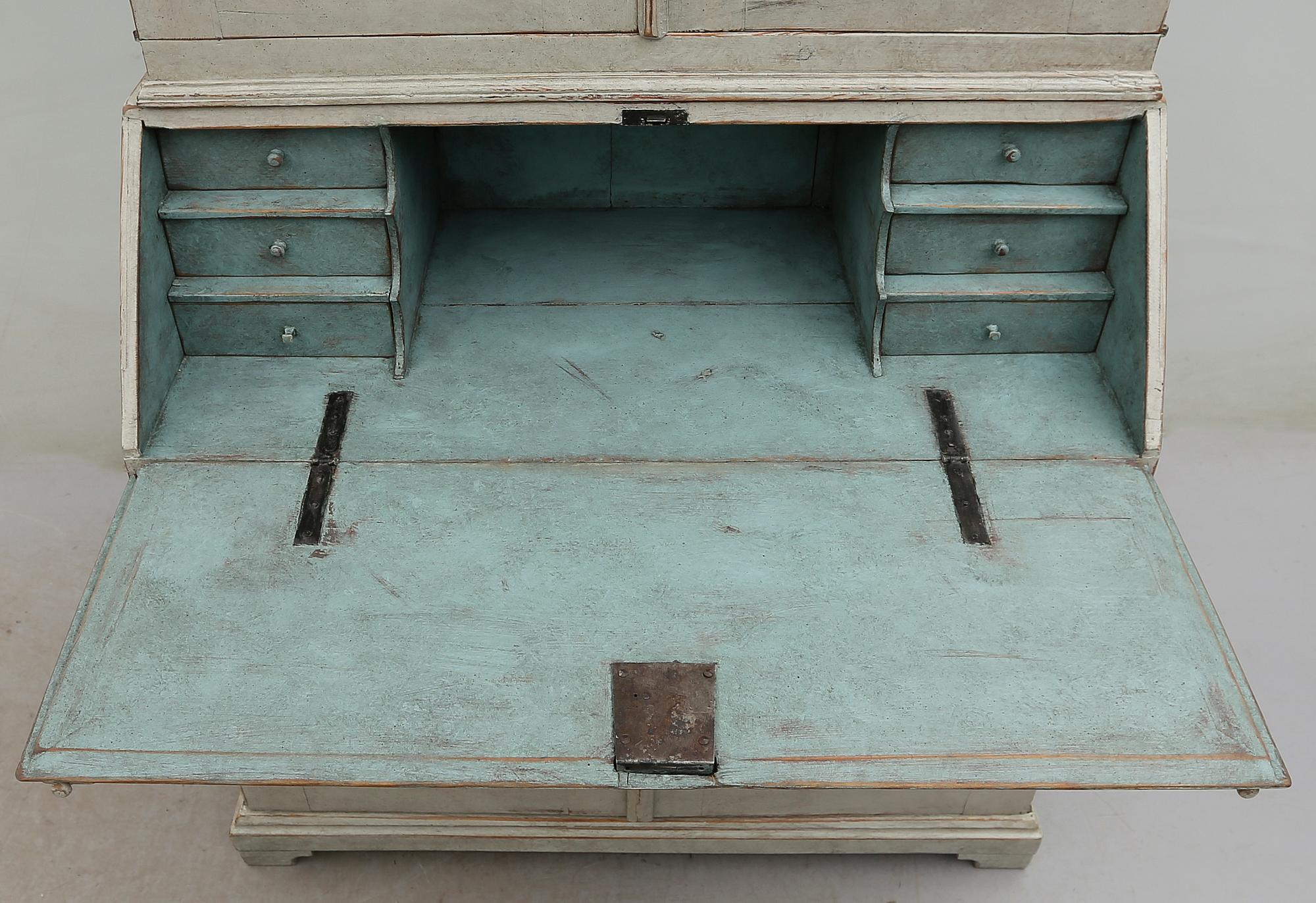 SKRIVSKÅP, 1800-talets början.