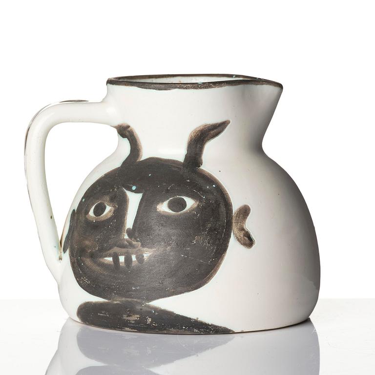 Pablo Picasso, kanna, fajans, "Têtes" (A.R. 367), Madoura, Vallauris, Franrike, efter 1956.