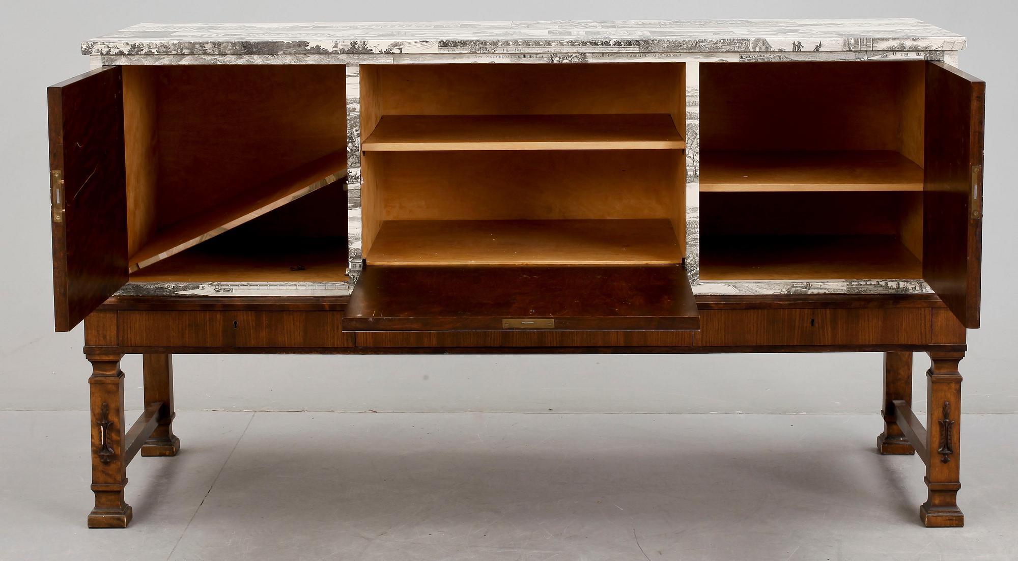 SIDEBOARD. 1920/30-tal.
