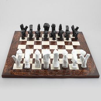 Bengt Lindström, a chess set, executed circa 1994-95.